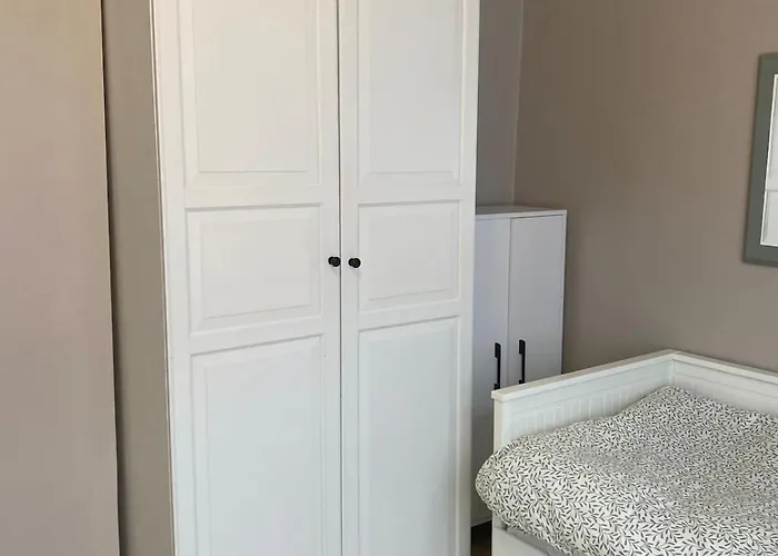 Apartment Sultans Corner